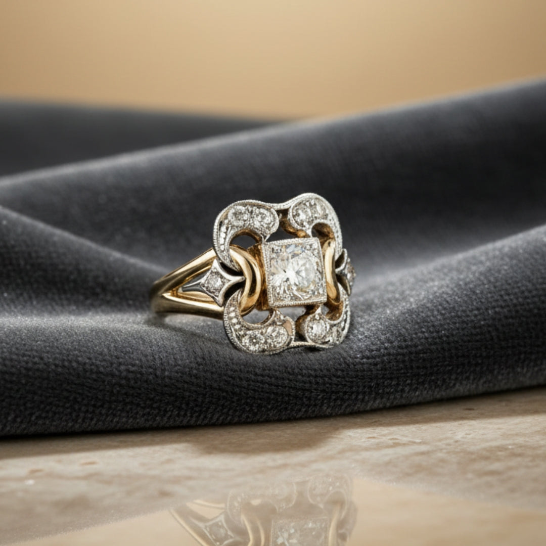 Vintaje Zirconia Gold Ring