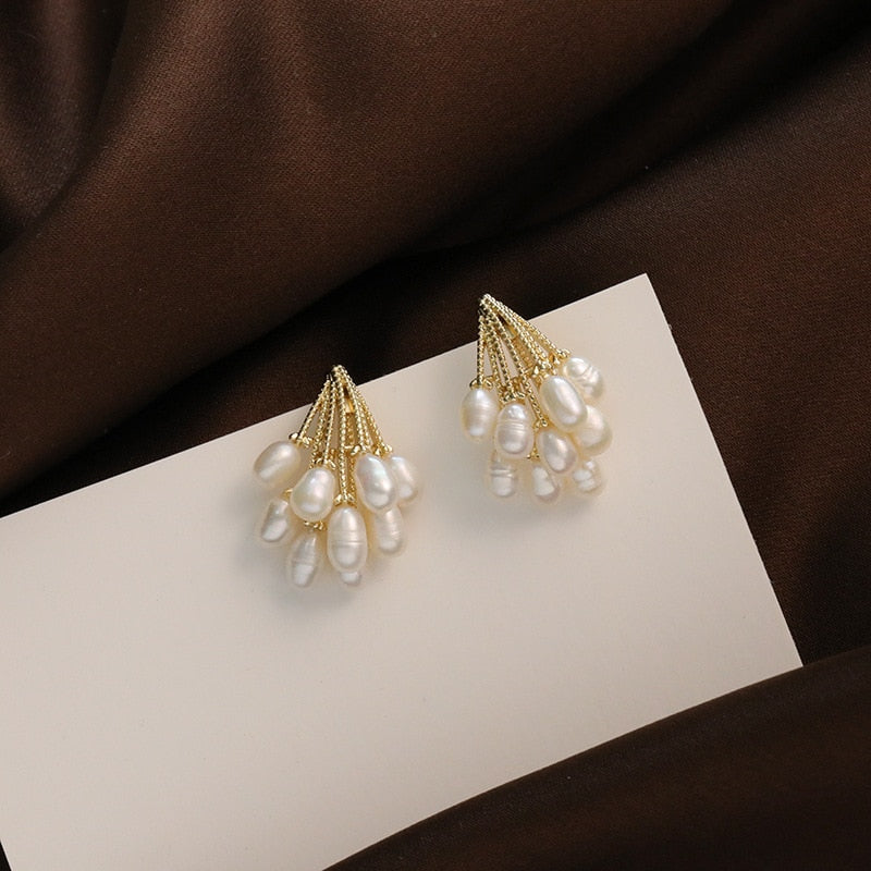 Earrings of Pearl Rain