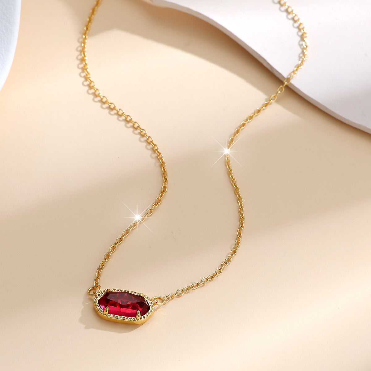 Clasic Oval Ruby Necklace | Gold