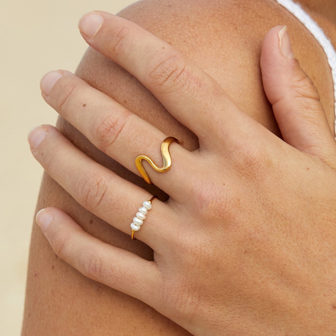 Golen Wave Ring