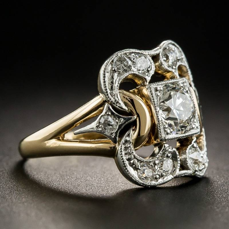 Vintaje Gold Ring with Zircon