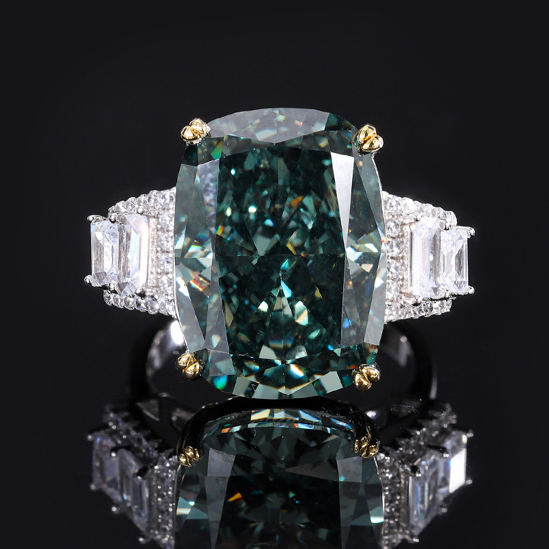 Sterling Silver Vintage Crystal Ring with Cosmic Design