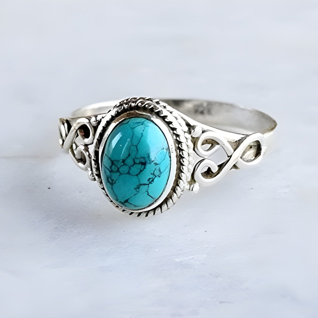 Timeless Silver Turquoise Oval Ring