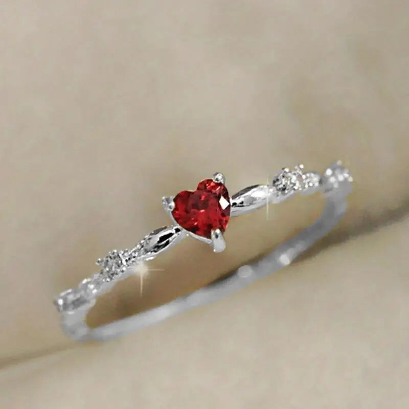 Coralynn Amoura Ring | White Gold