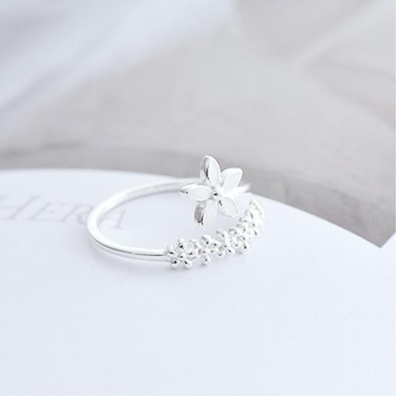 Hand-Painted Enamel Wildflower Ring in Adjustable 925 Silver