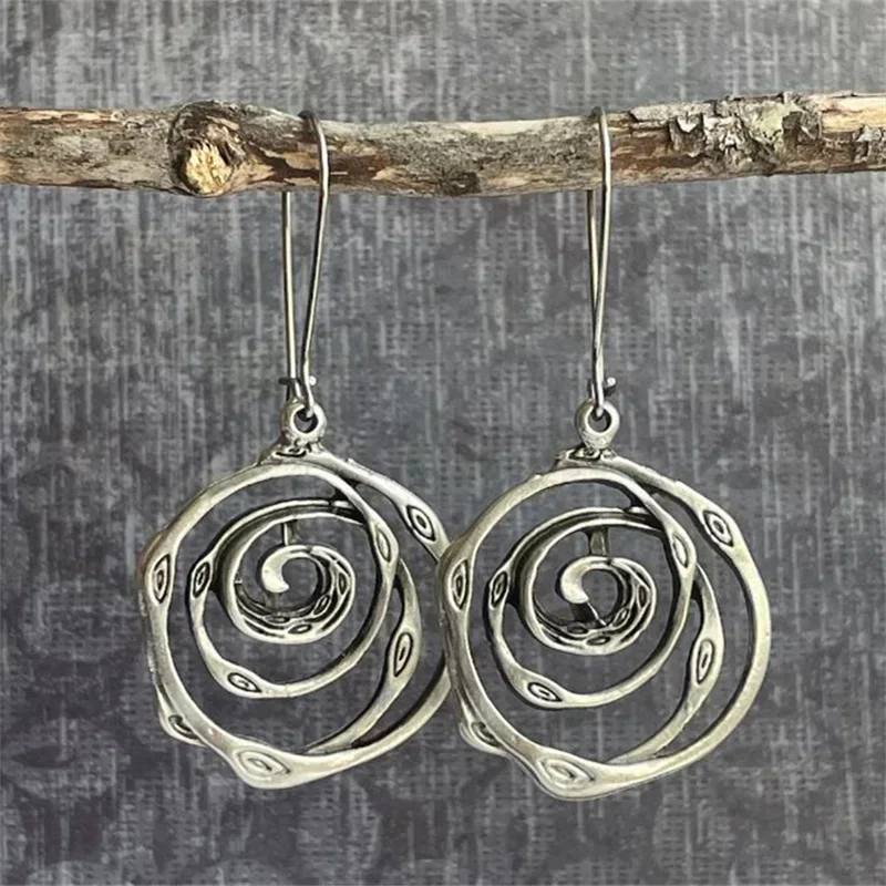 Silver Vintage Maze Earrings