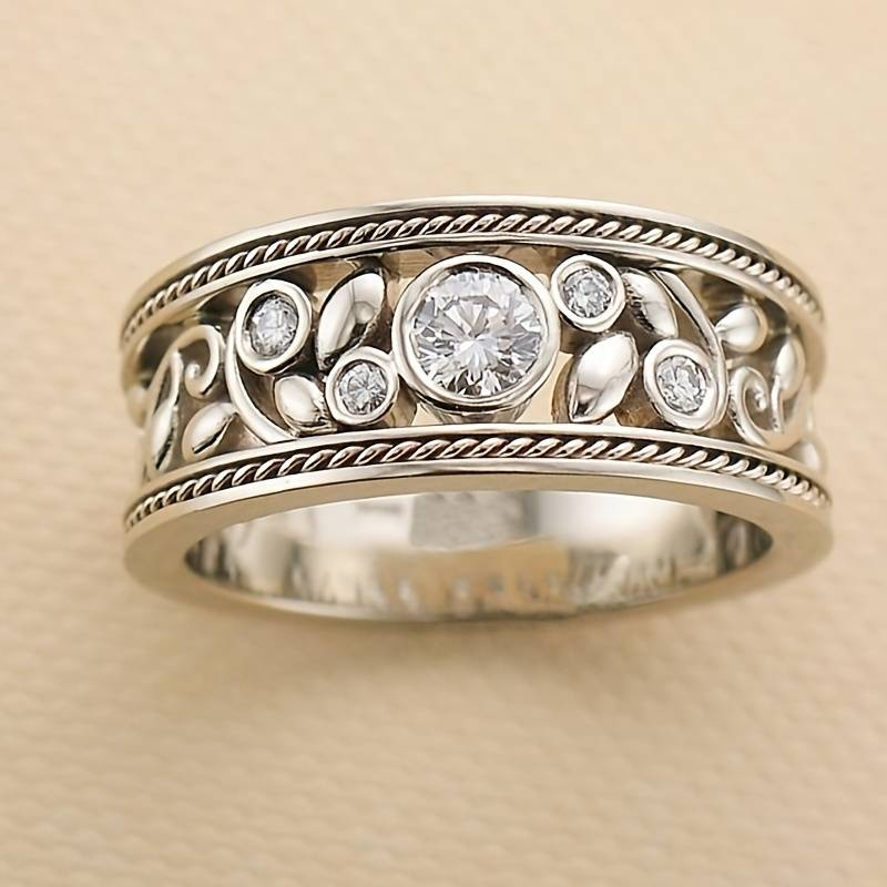 Vintaje Silver & Zirconia Ring