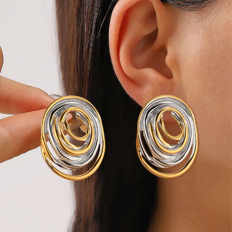 Vintage Earrings Made of Gold-Plated and Silver Material